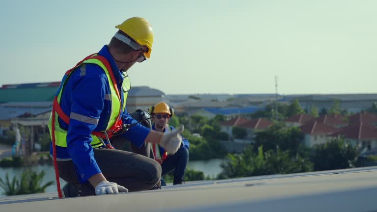 Best Commercial Roofing Services  in Pleasant Grove, OH